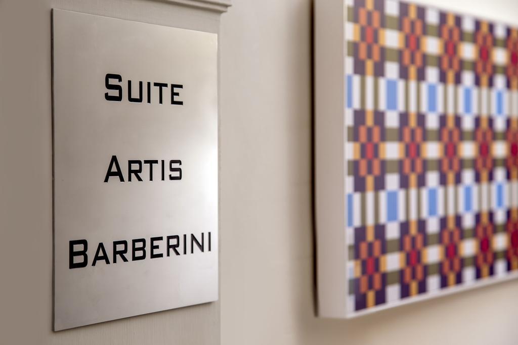 Suite Artis Barberini Рим Экстерьер фото